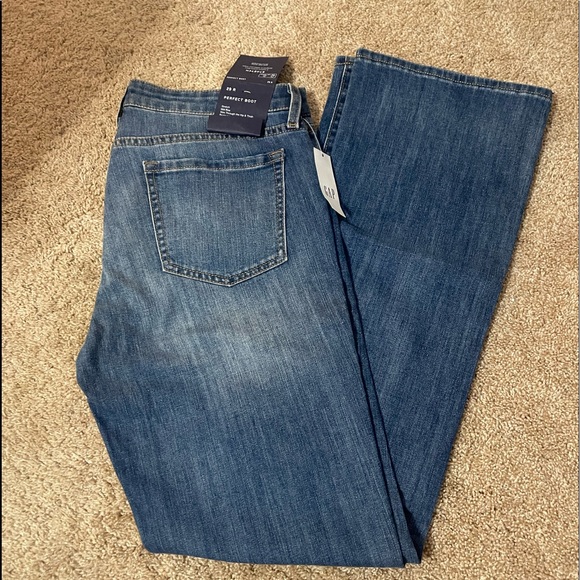 GAP Perfect Boot Jeans - Picture 1 of 2